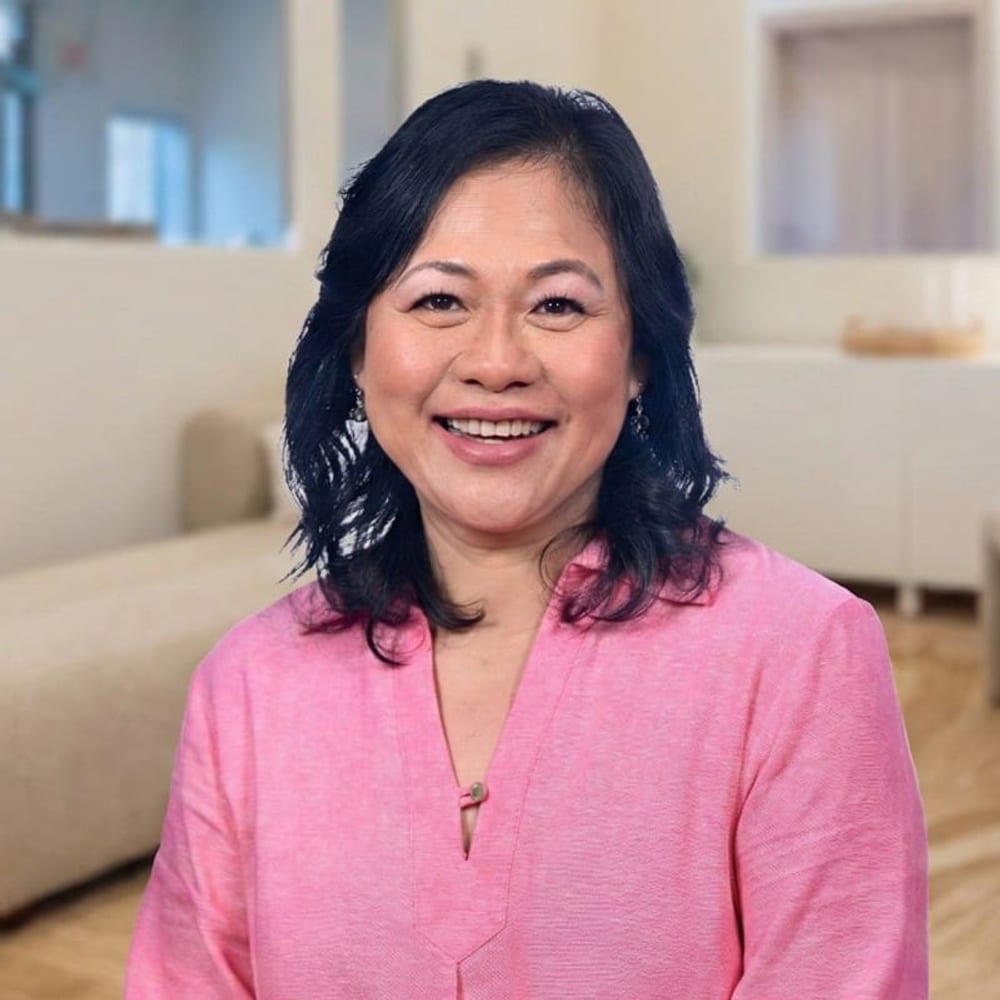 Suyin Jordan, International Board Certified Lactation Consultant at The New Years